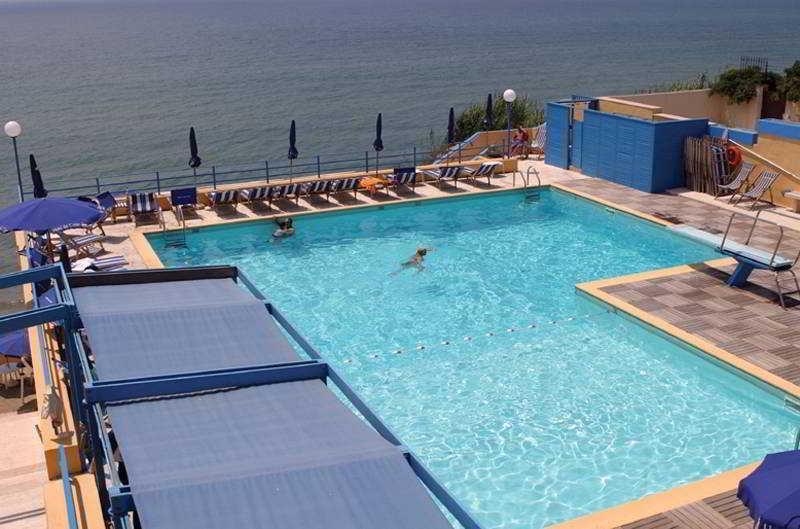 Grand Hotel Dei Cesari Dependance Anzio Eksteriør billede
