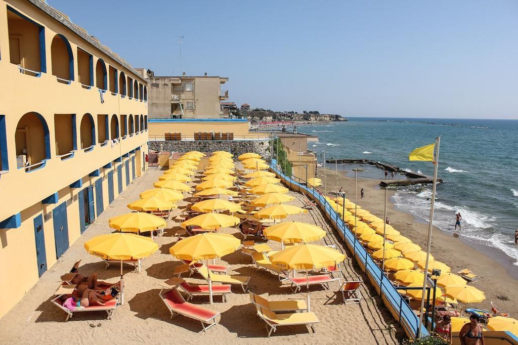Grand Hotel Dei Cesari Dependance Anzio Eksteriør billede